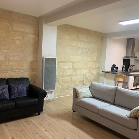 Bel appartement AVIGNON CENTRE - PARKING LIBRE Exterior foto